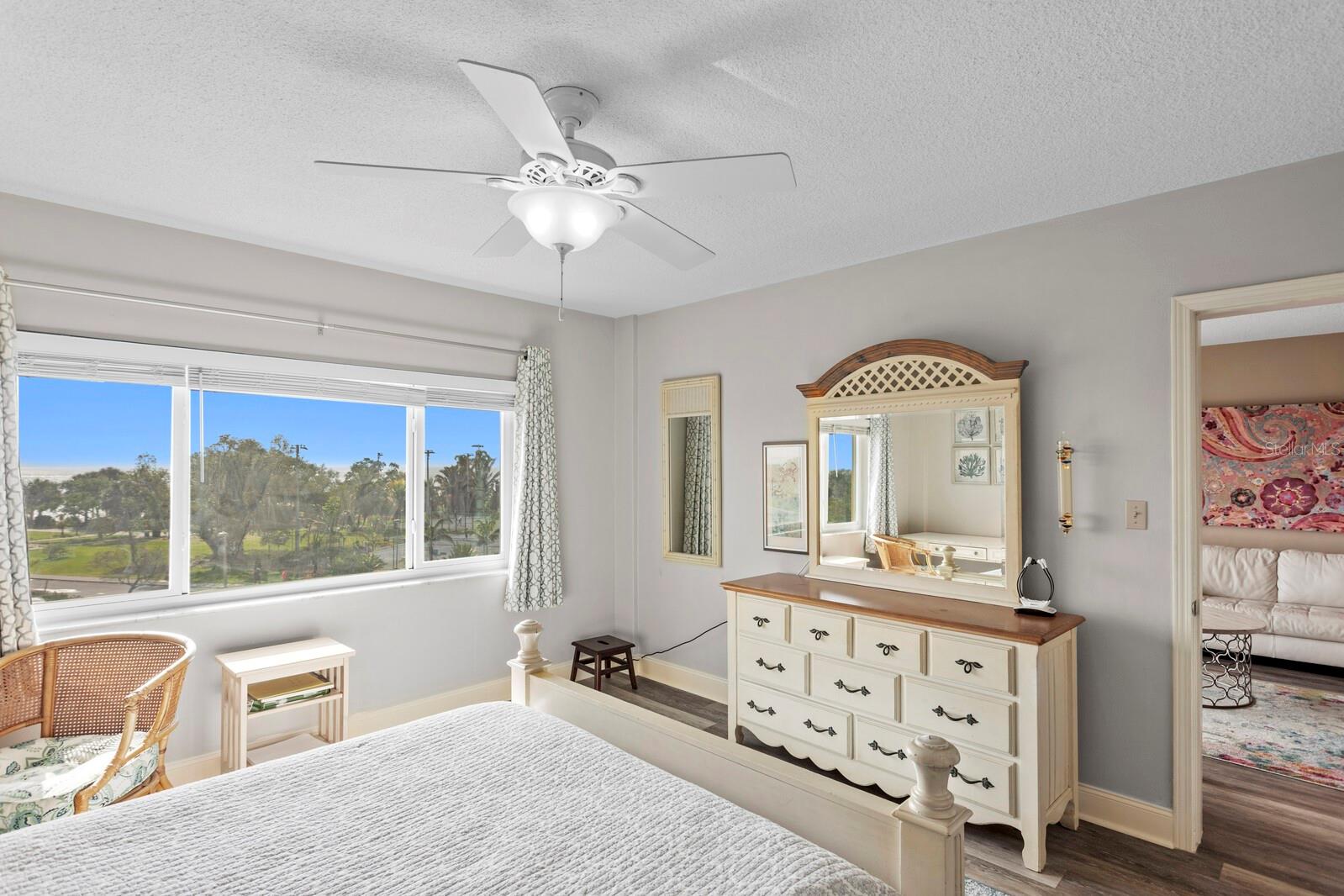 SHORE CREST CONDO - Residential