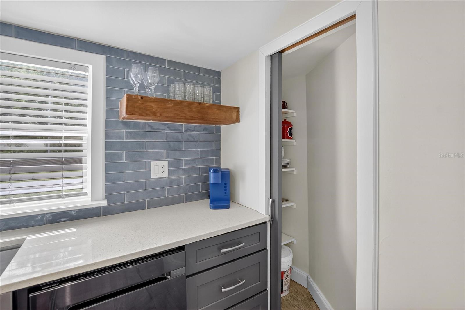 LAKE SHARON ESTATES - Residential