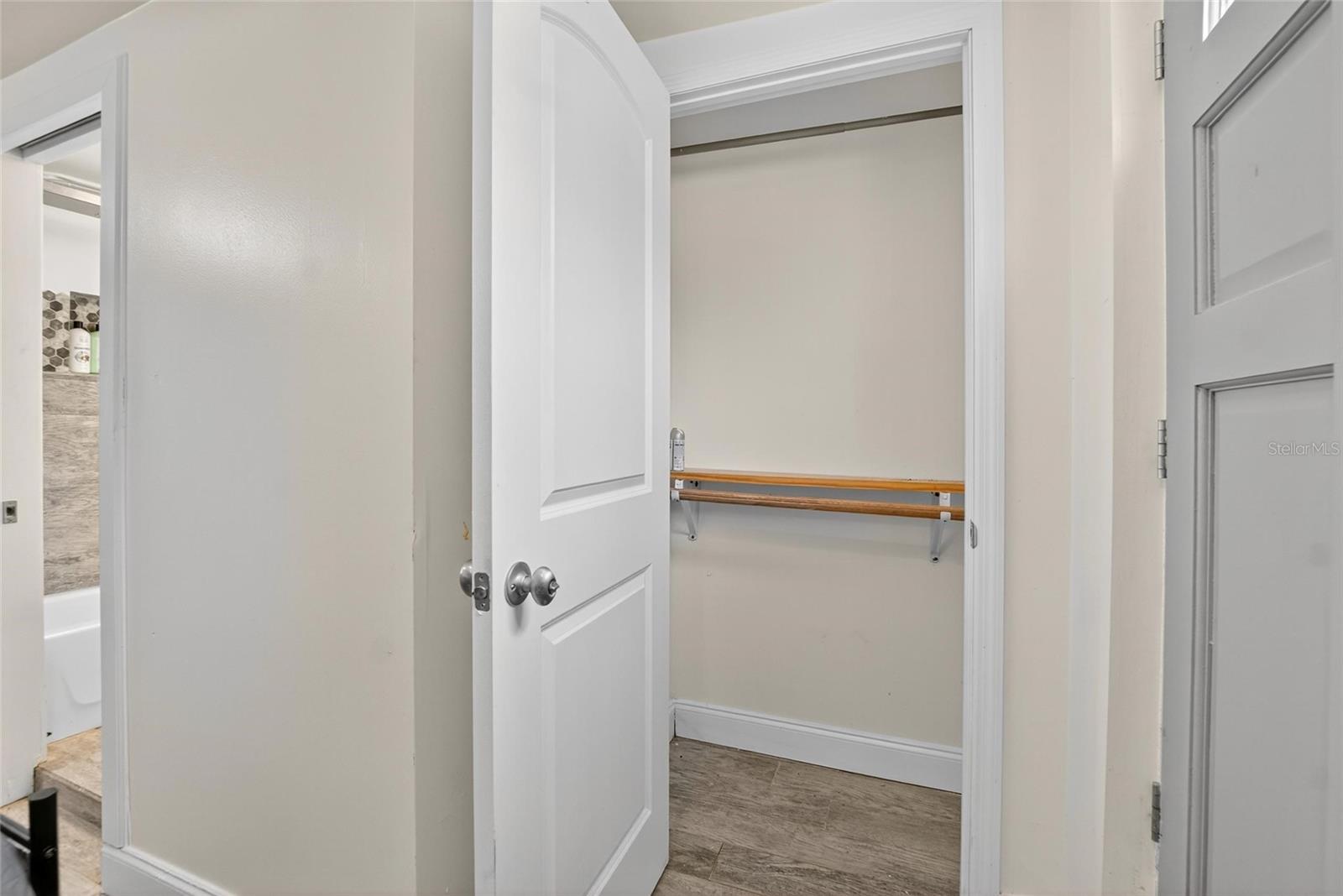 LAKE SHARON ESTATES - Residential