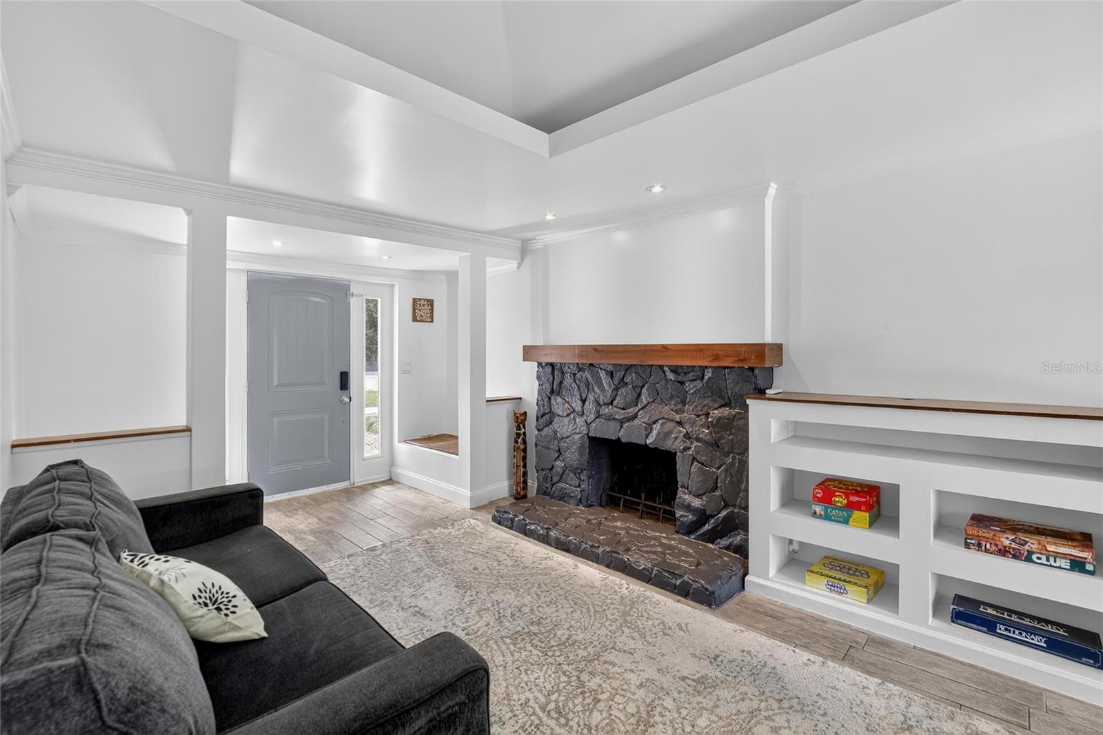 LAKE SHARON ESTATES - Residential