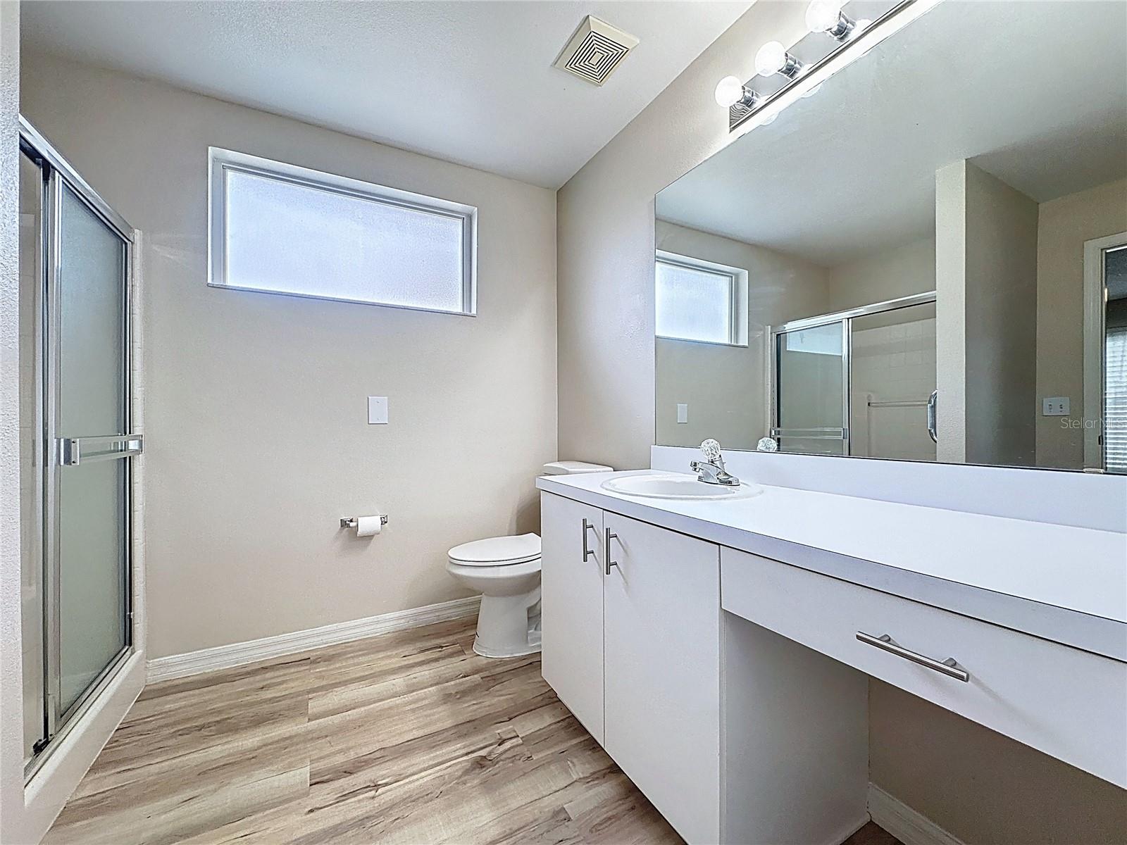 KINGS RIDGE/HIGHGATE - Residential