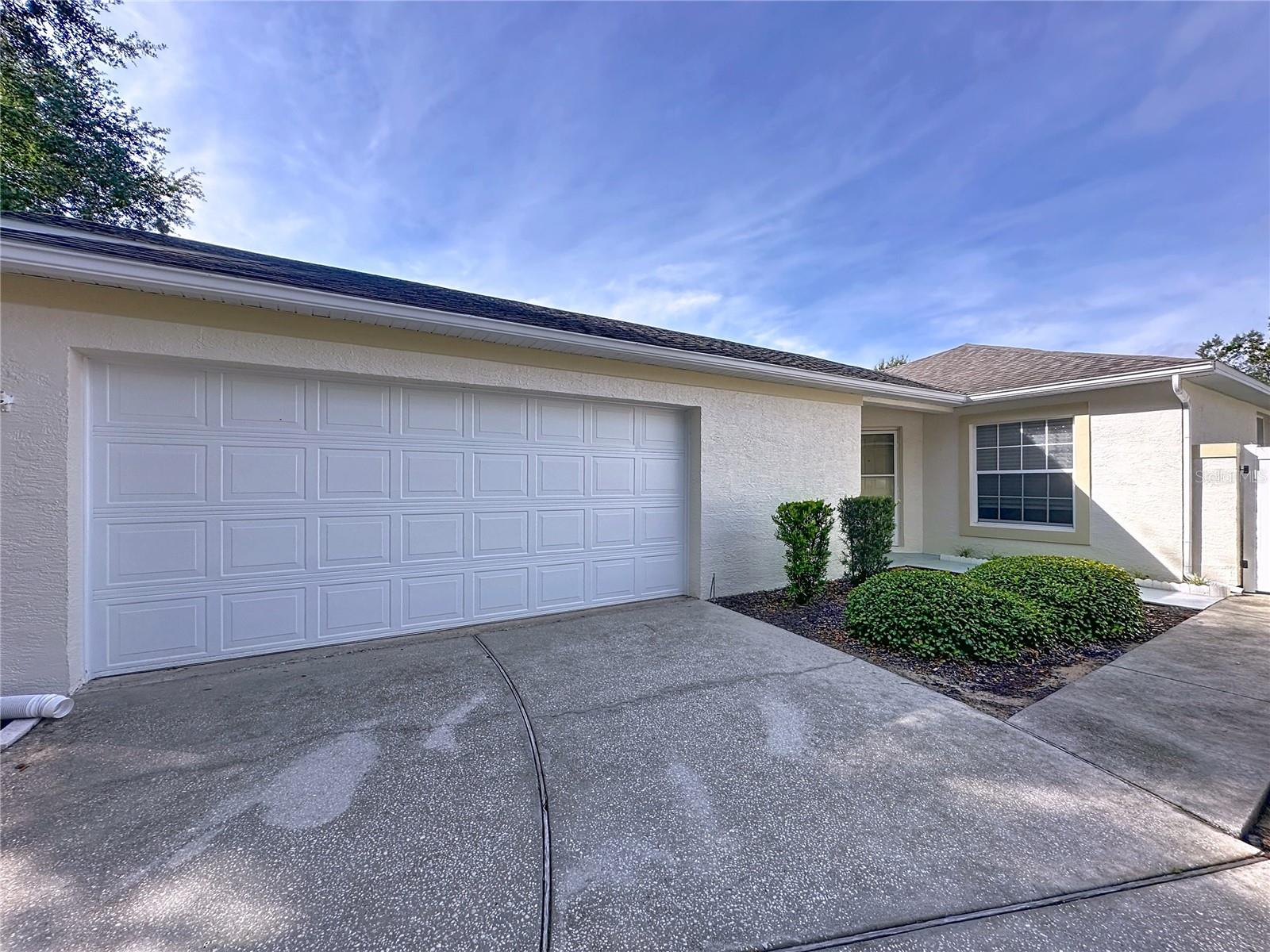 KINGS RIDGE/HIGHGATE - Residential