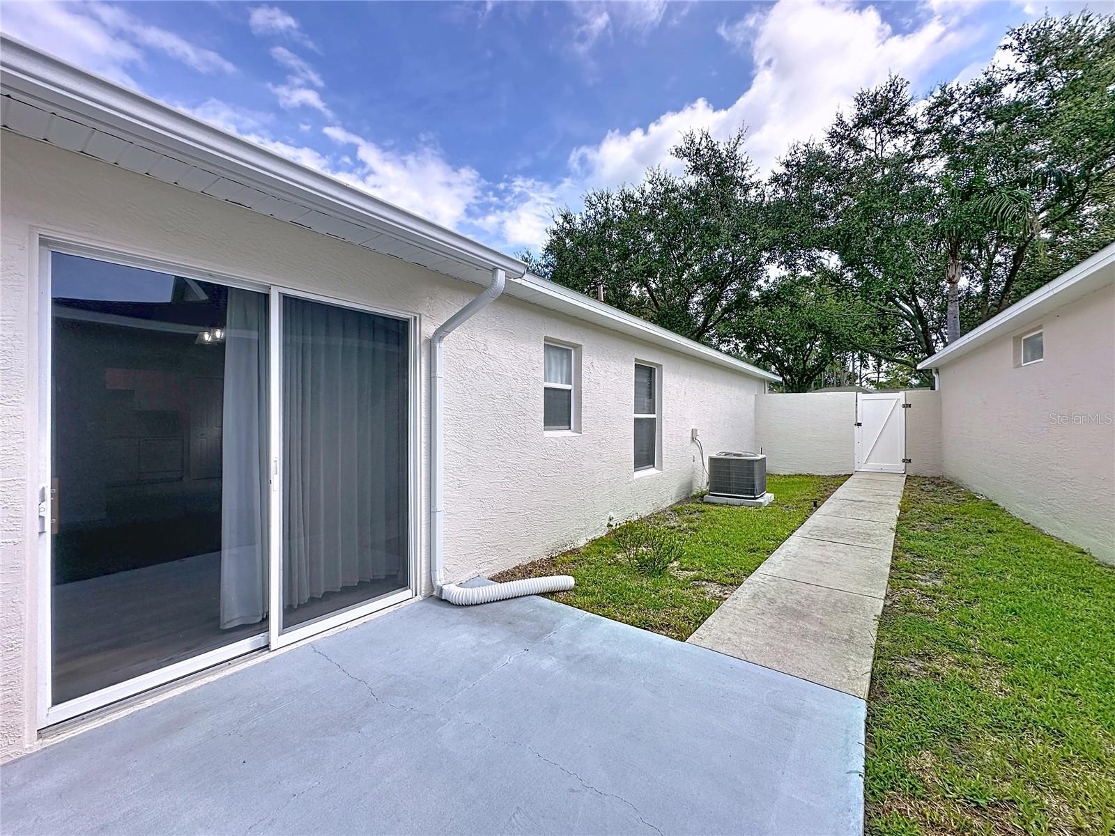 KINGS RIDGE/HIGHGATE - Residential