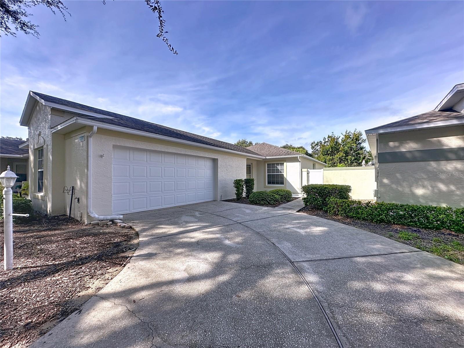 KINGS RIDGE/HIGHGATE - Residential