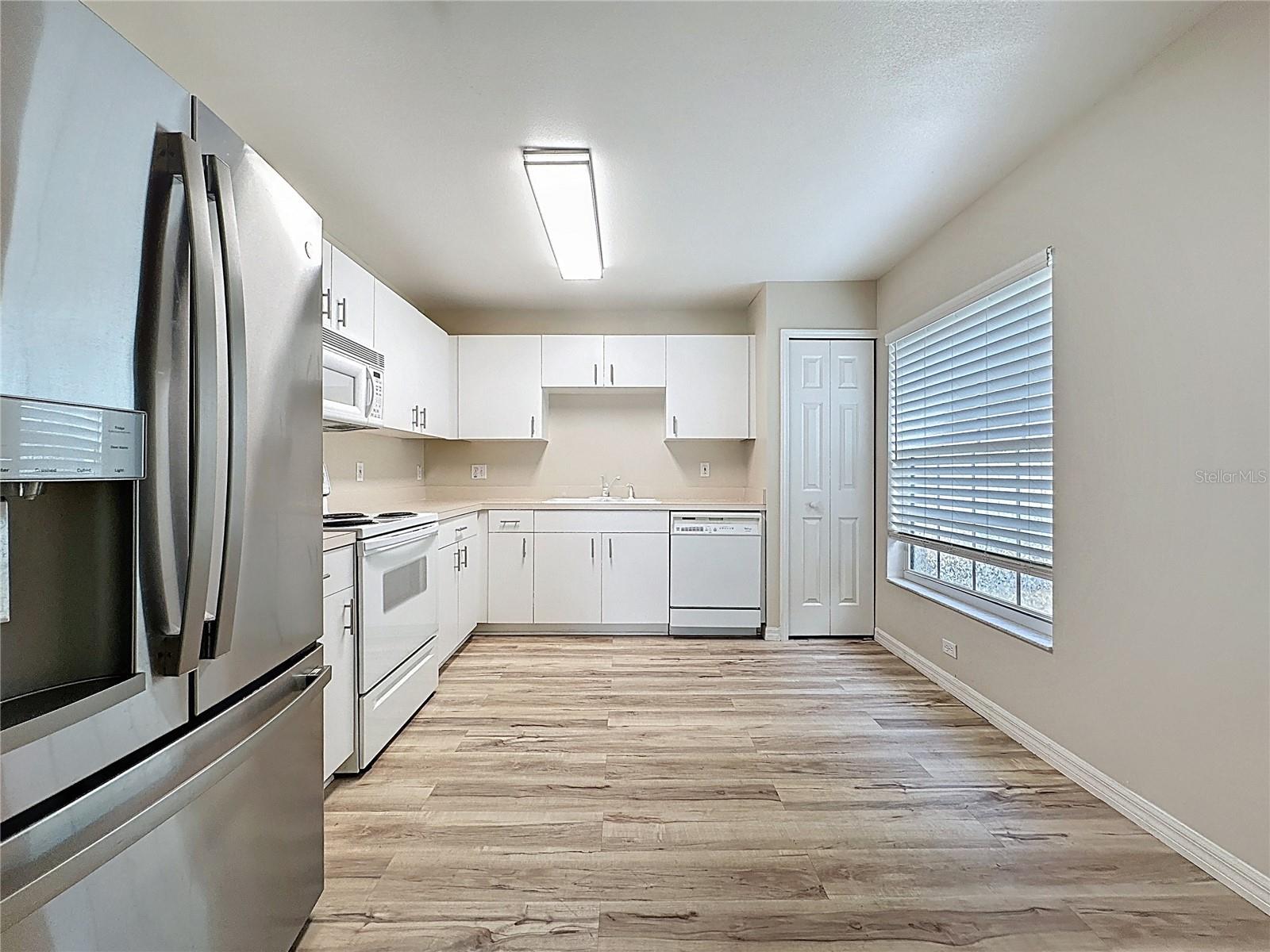 KINGS RIDGE/HIGHGATE - Residential