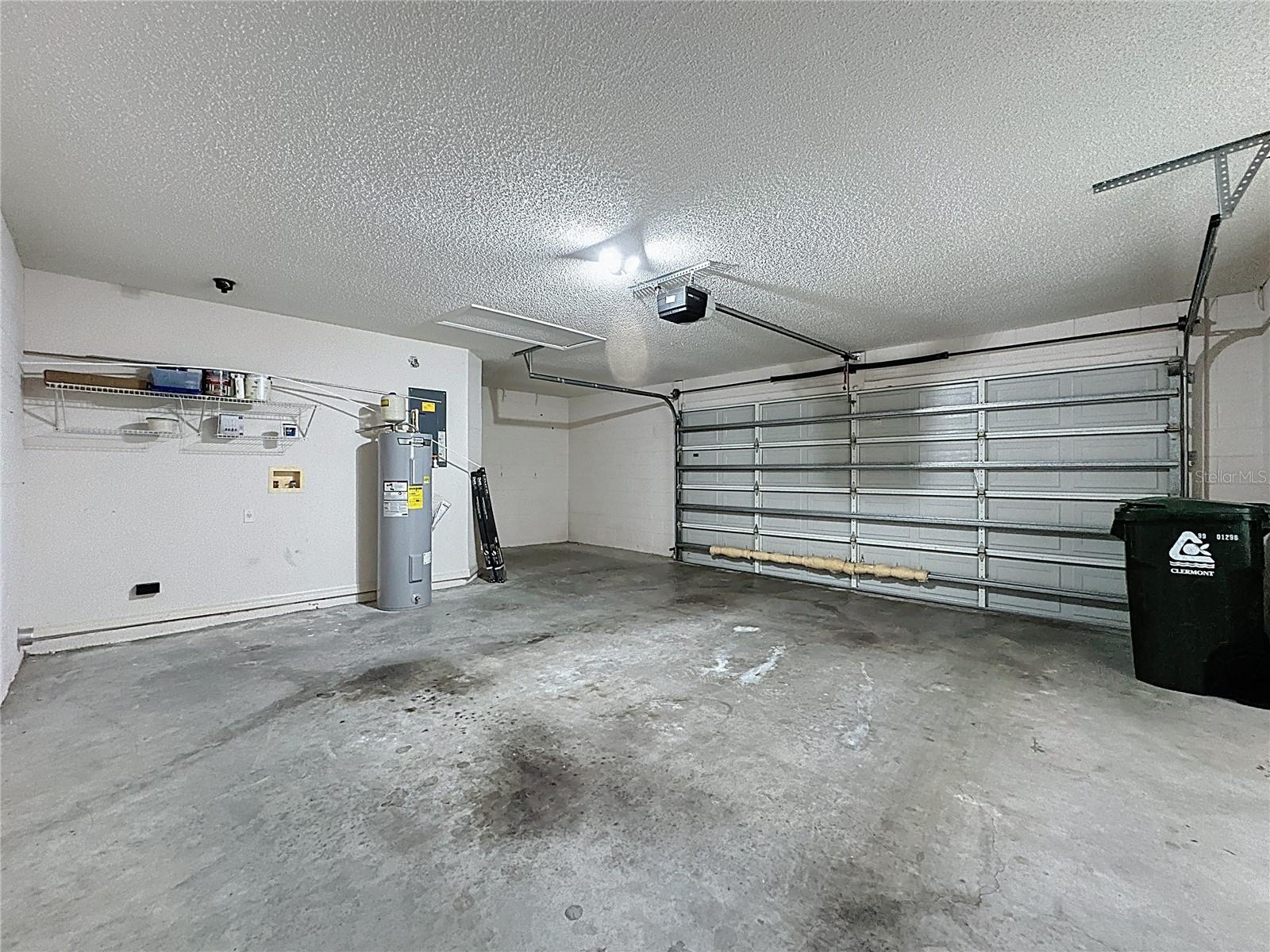 KINGS RIDGE/HIGHGATE - Residential