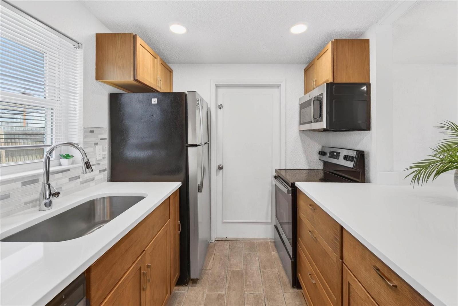 HIGHVIEW SUB - Residential