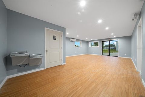 Tiny photo for 3073 NE 37th Place, Wildwood, FL 34785 (MLS # OM721568)