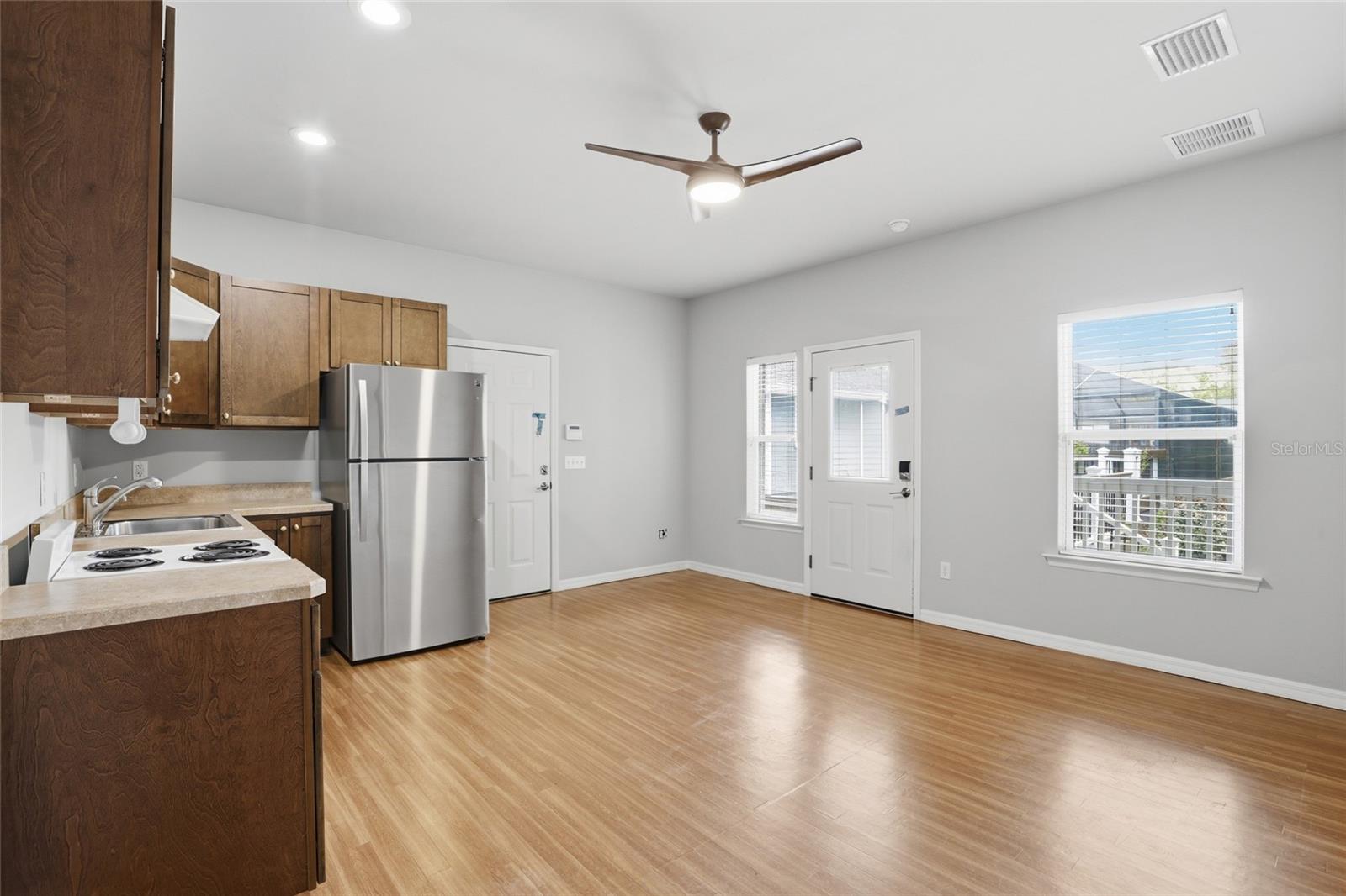 HAMMOCK RIDGE UNIT 3-F - Residential