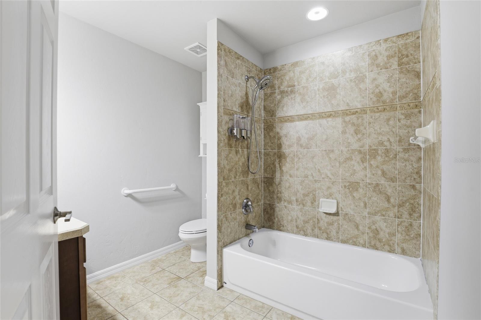 HAMMOCK RIDGE UNIT 3-F - Residential