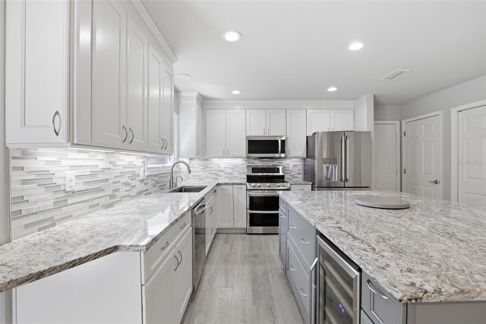 HAMMOCK RIDGE UNIT 3-F - Residential