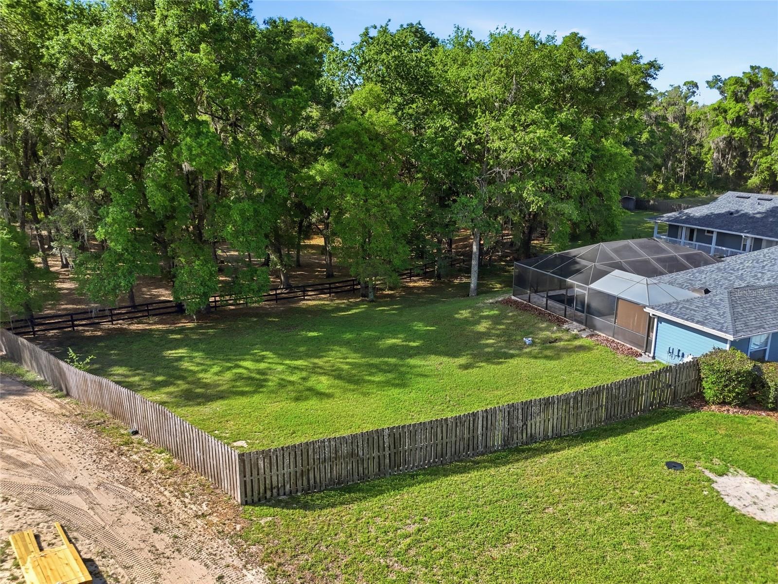 HAMMOCK RIDGE UNIT 3-F - Residential