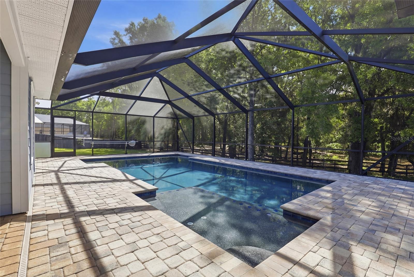 HAMMOCK RIDGE UNIT 3-F - Residential