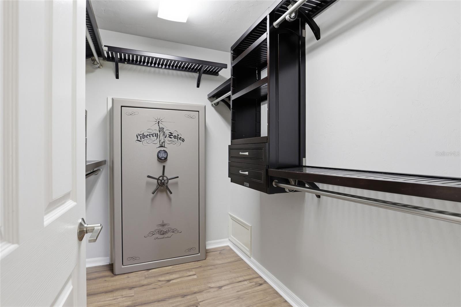 HAMMOCK RIDGE UNIT 3-F - Residential