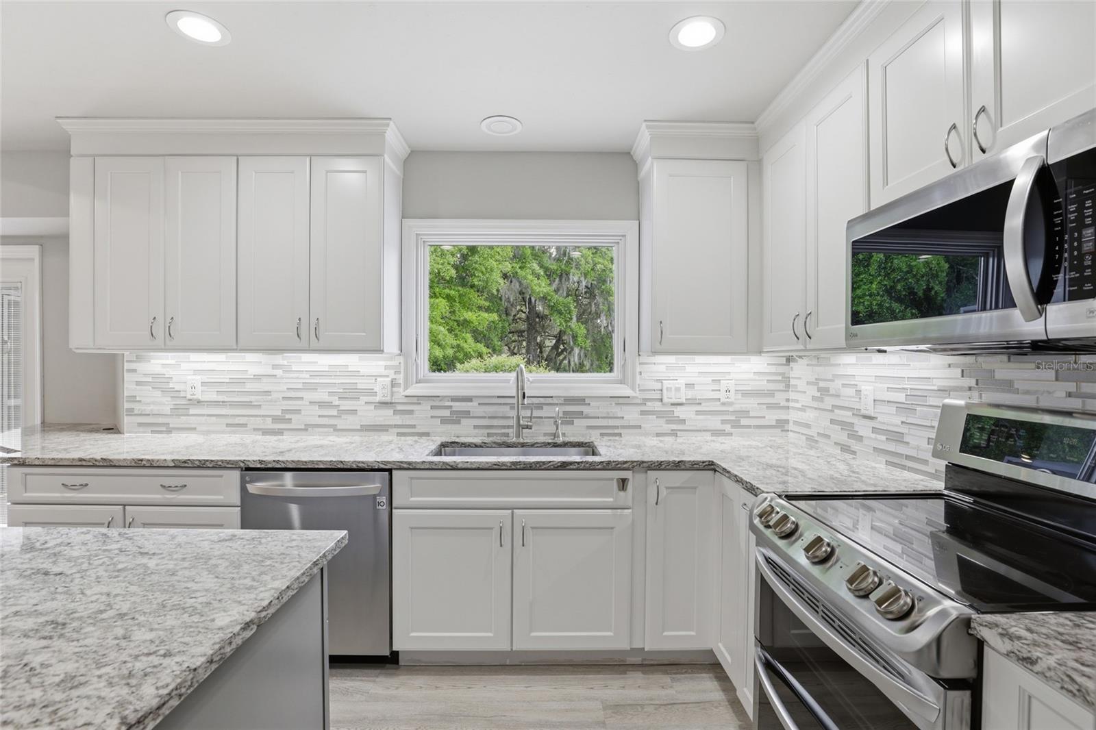 HAMMOCK RIDGE UNIT 3-F - Residential