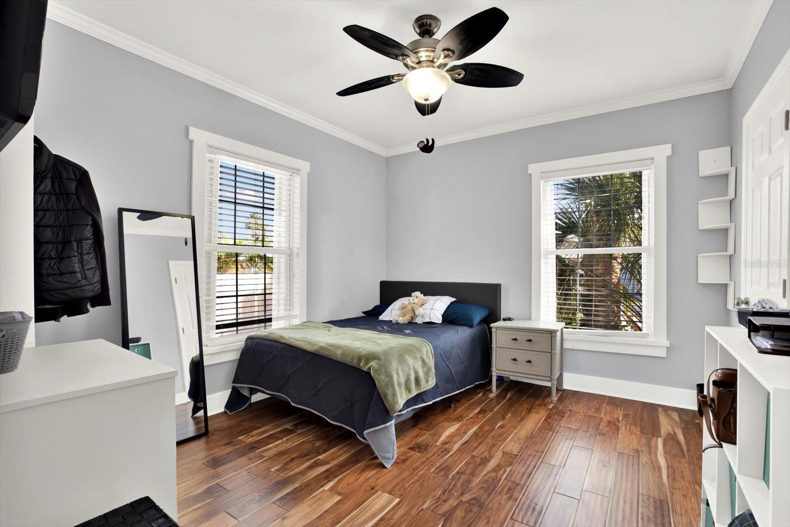 LONE PALM BEACH 1ST ADD - Residential