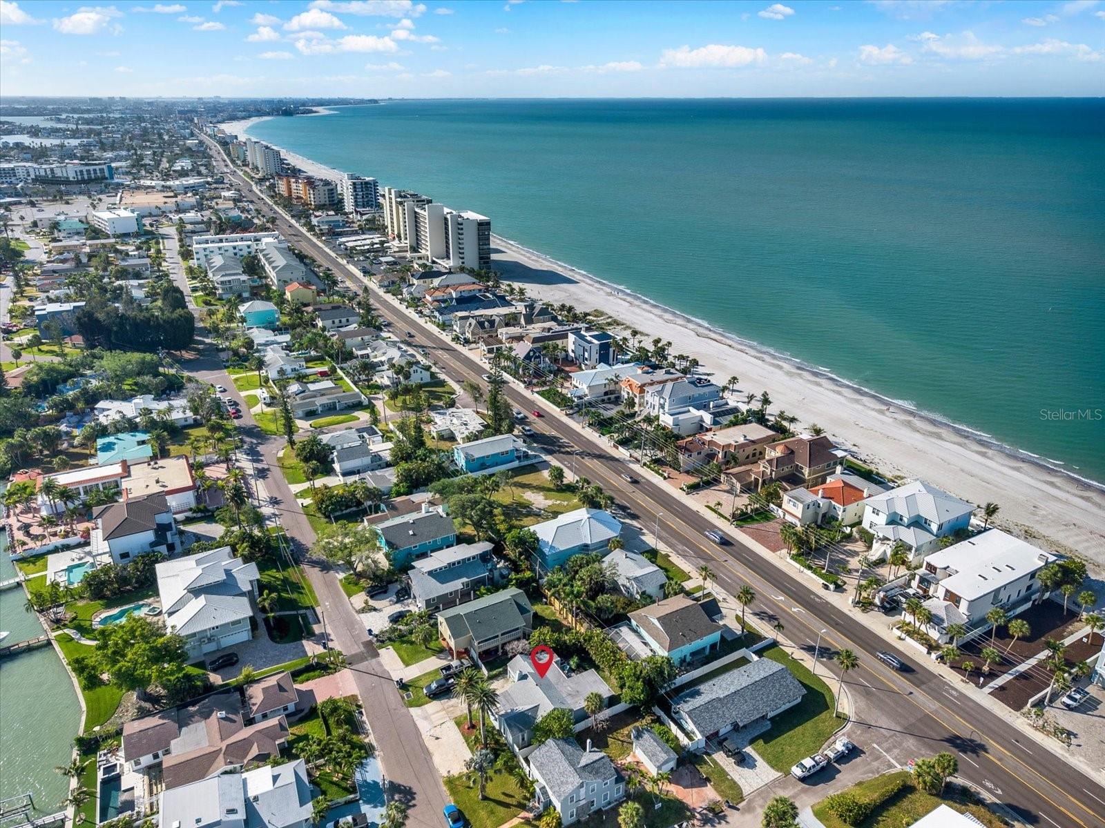 LONE PALM BEACH 1ST ADD - Residential