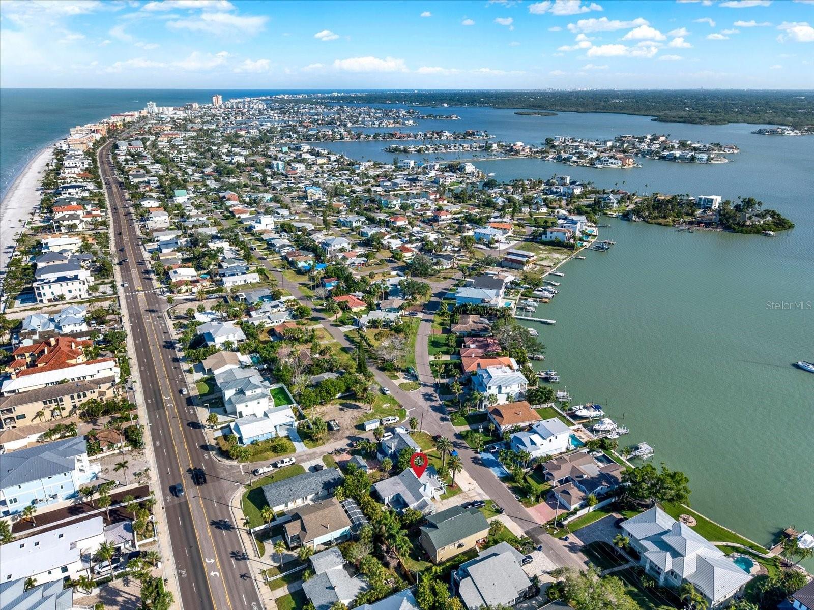 LONE PALM BEACH 1ST ADD - Residential