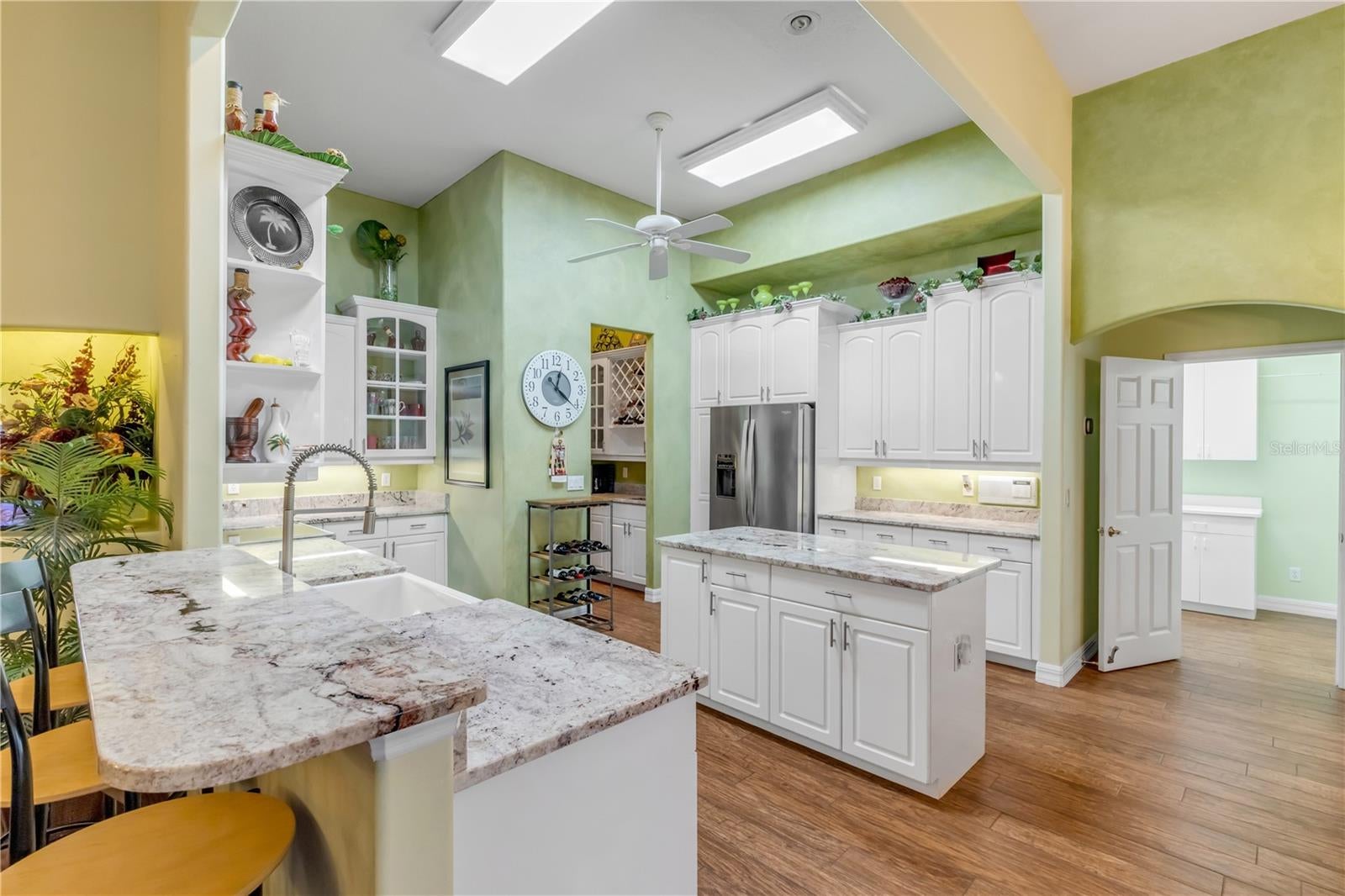 5842 SPRUCE CREEK WOODS DRIVE