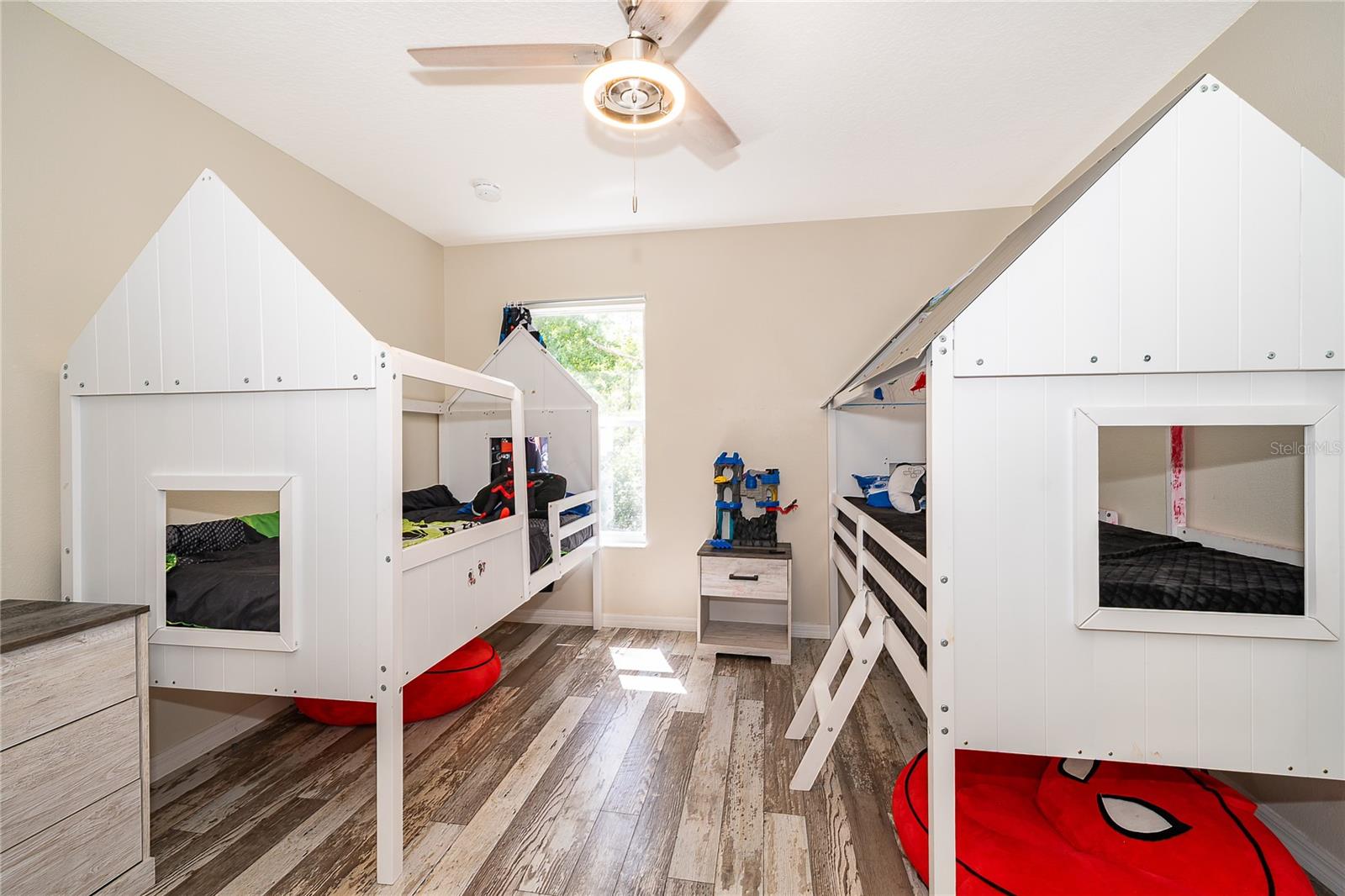TIVOLI WOODS VILLAGE C 51 84 - Residential