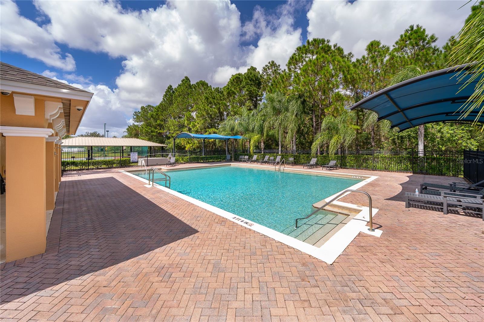 TIVOLI WOODS VILLAGE C 51 84 - Residential