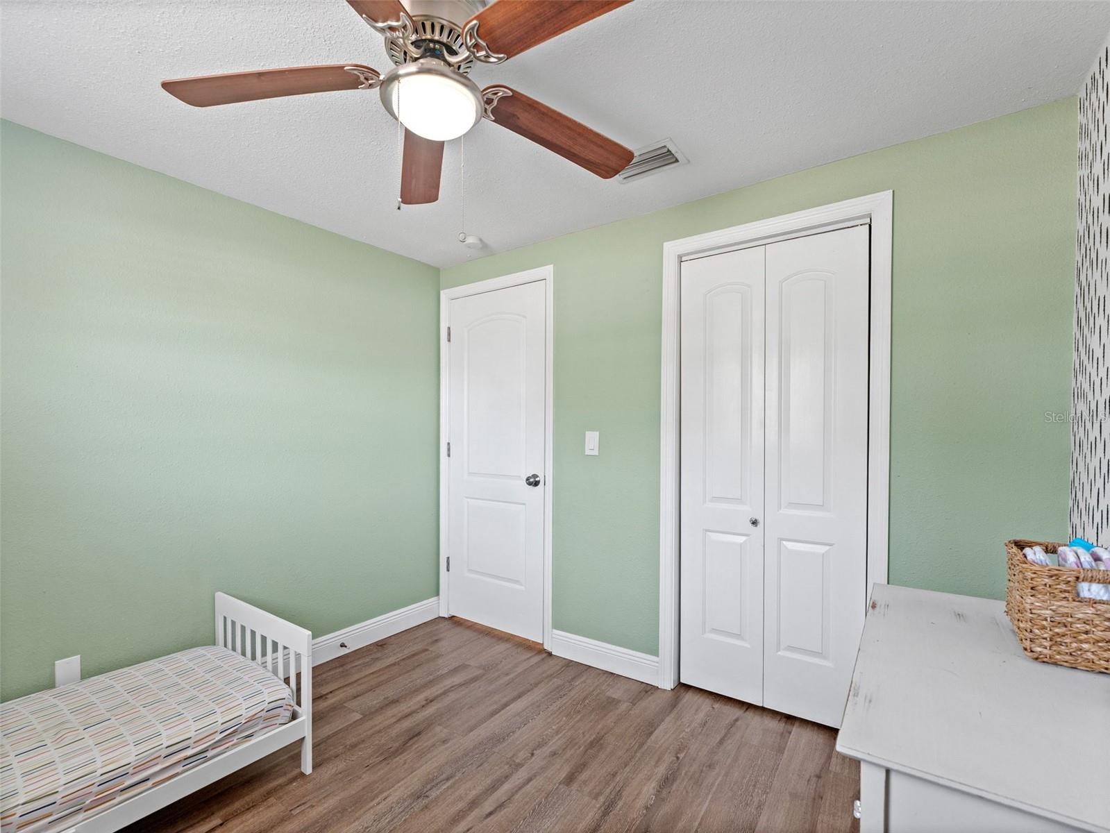 CRESTRIDGE 8TH ADD - Residential