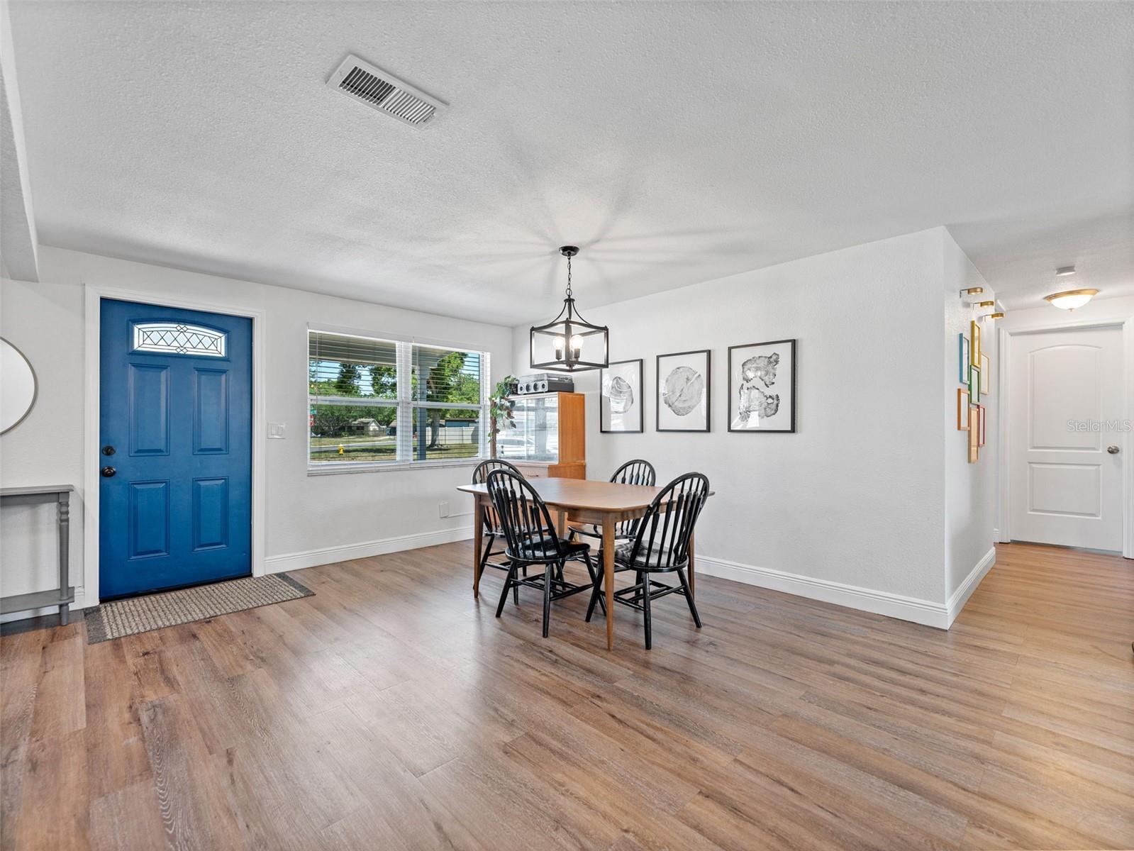 CRESTRIDGE 8TH ADD - Residential