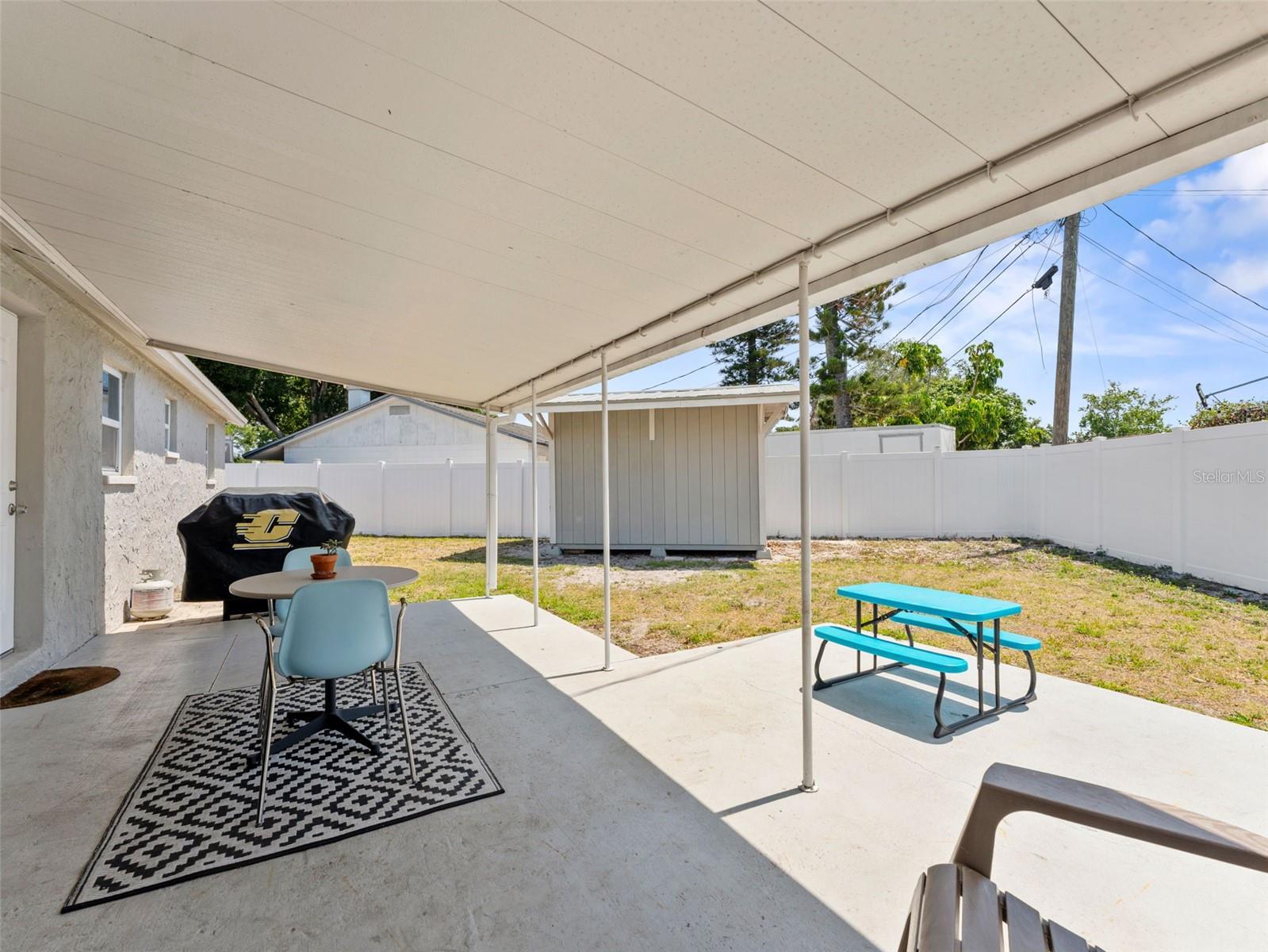 CRESTRIDGE 8TH ADD - Residential