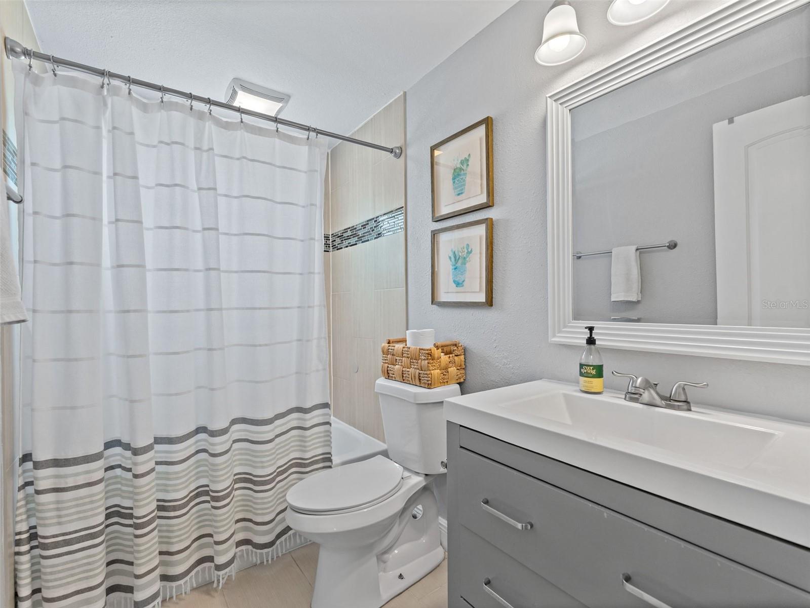 CRESTRIDGE 8TH ADD - Residential