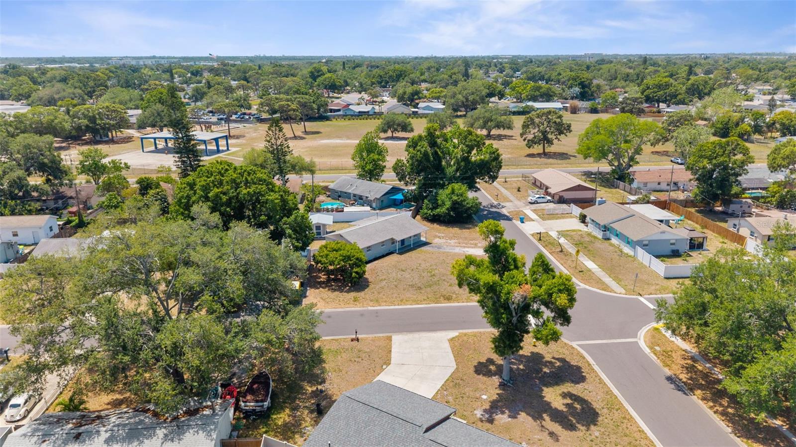 CRESTRIDGE 8TH ADD - Residential