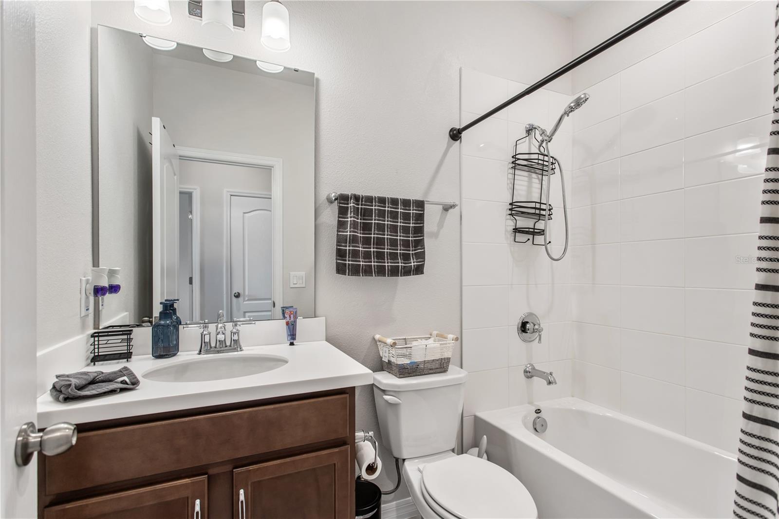 LAKE MEADOW LANDING - Residential