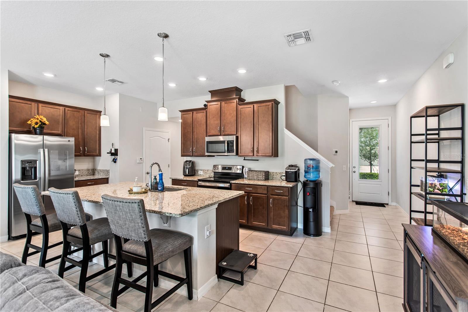LAKE MEADOW LANDING - Residential