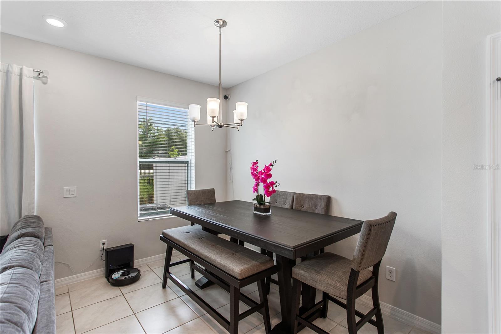 LAKE MEADOW LANDING - Residential