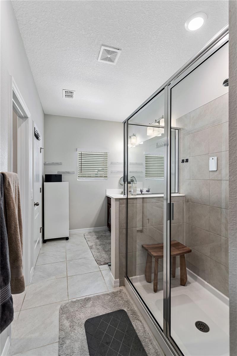 LAKE MEADOW LANDING - Residential