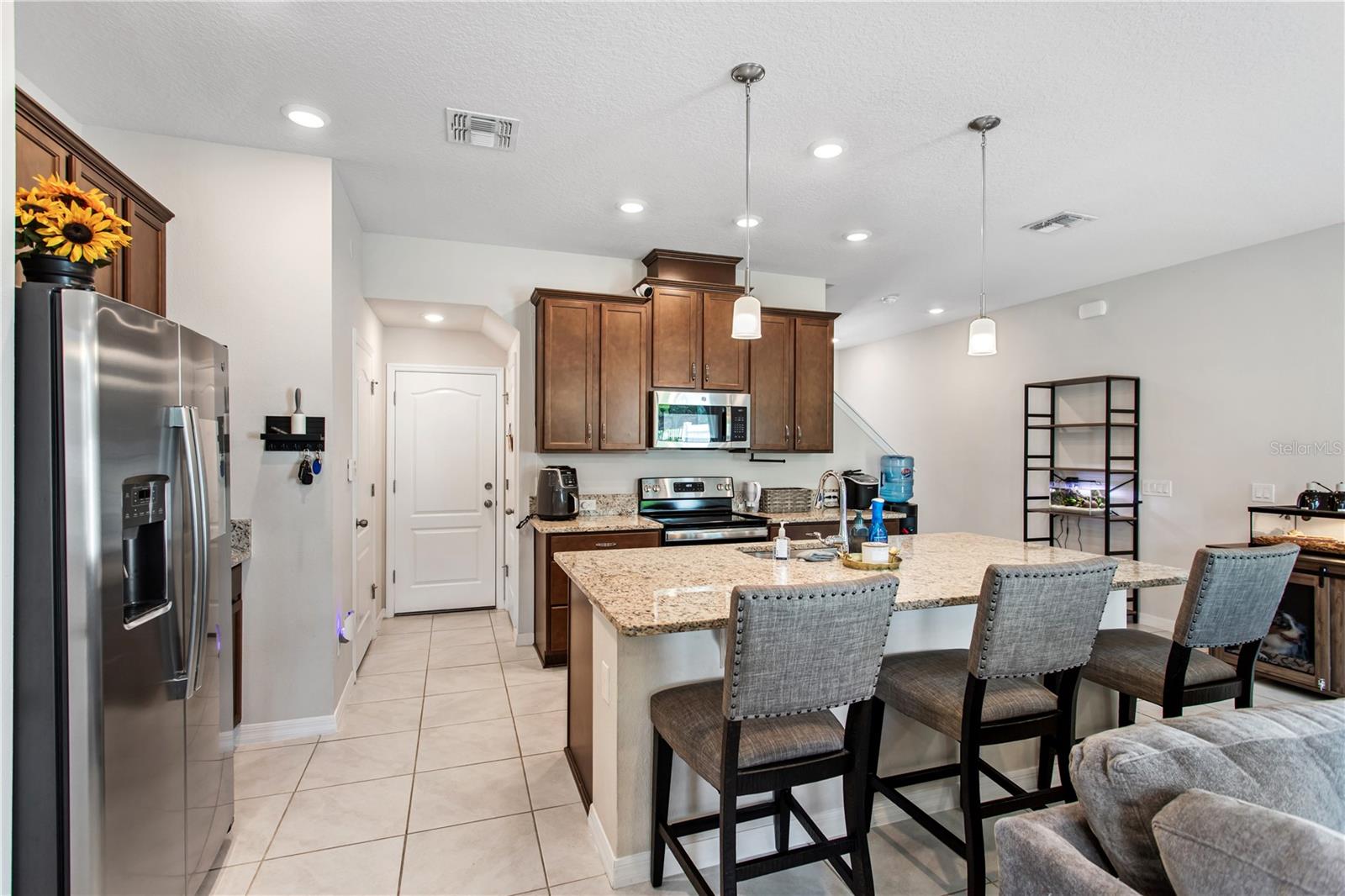 LAKE MEADOW LANDING - Residential