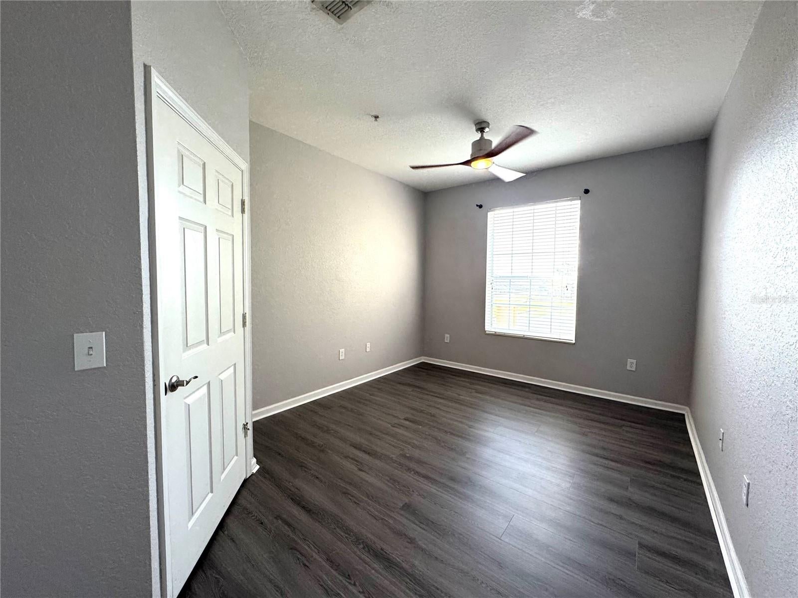 8660 BUCCILLI DRIVE 305