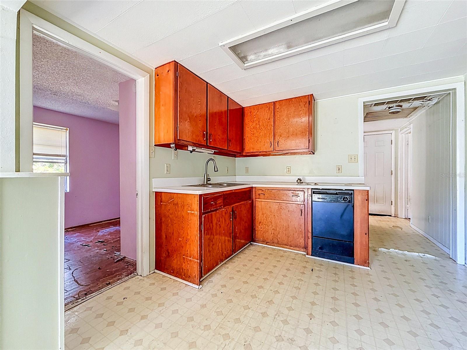 331 MARIE ST