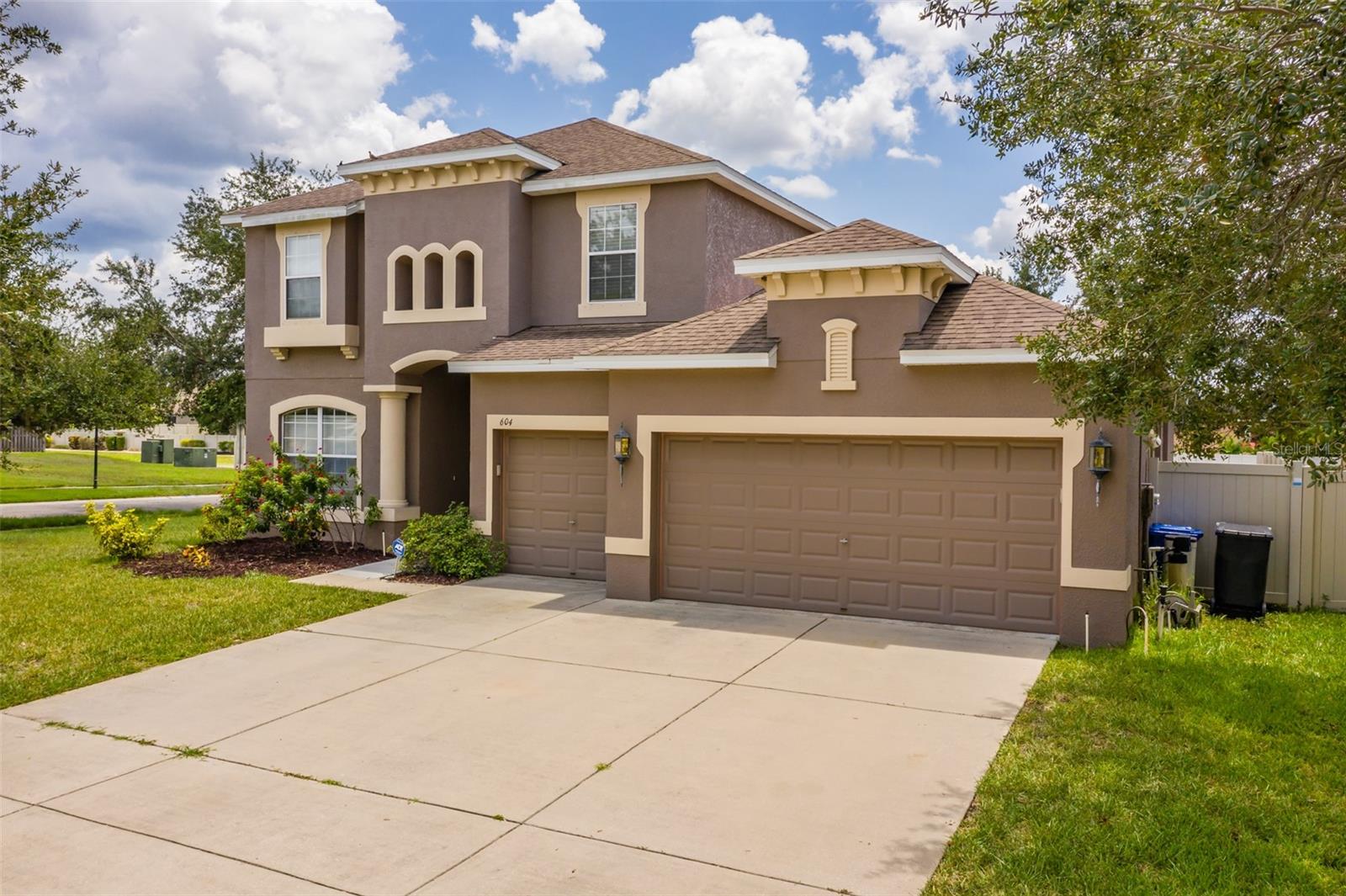 BAHIA LAKES PH 2 - Residential