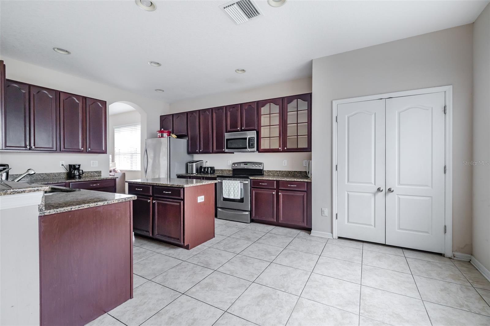 BAHIA LAKES PH 2 - Residential