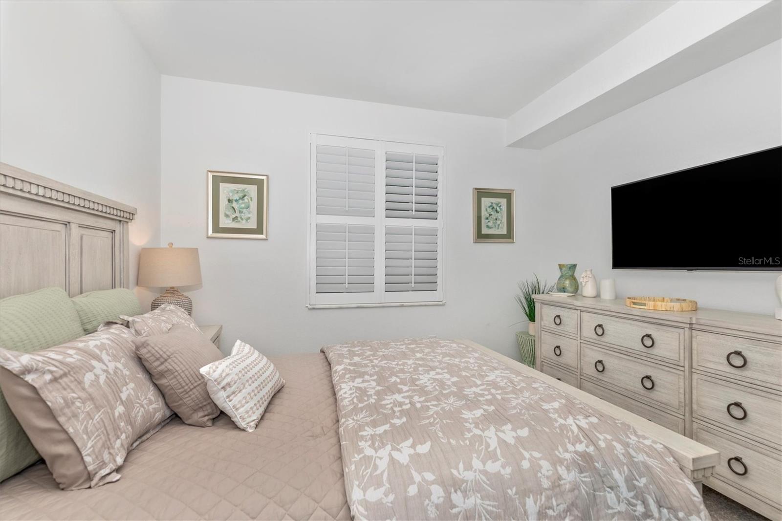WELLEN PARK GOLF & COUNTRY CLUB - Residential Lease