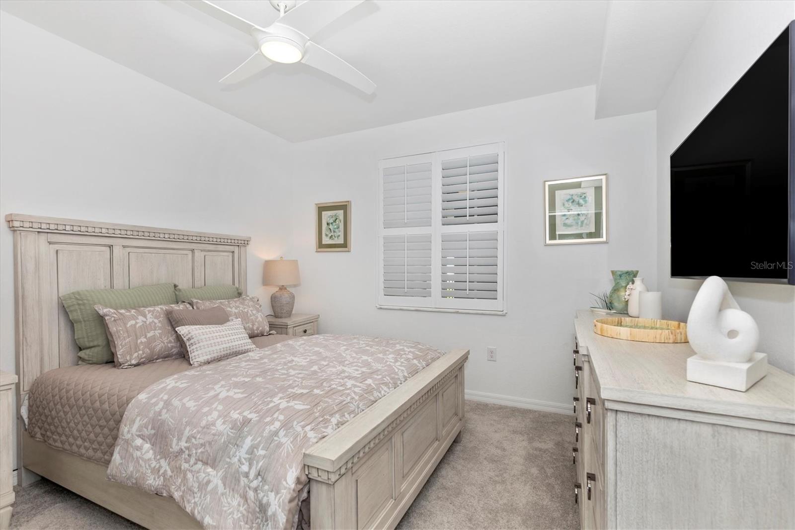 WELLEN PARK GOLF & COUNTRY CLUB - Residential Lease
