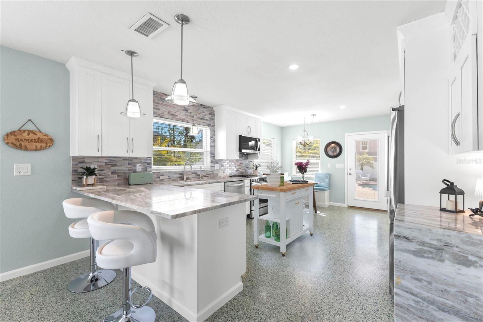 MOREY BEACH - Residential Lease