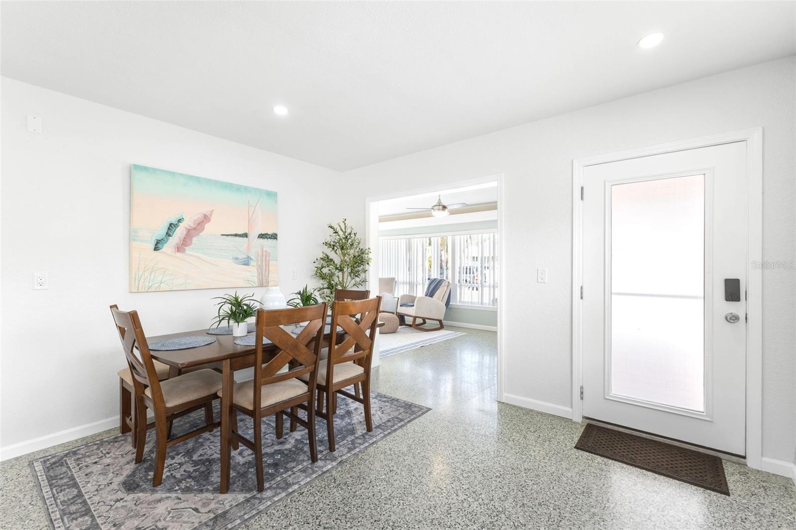 MOREY BEACH - Residential Lease