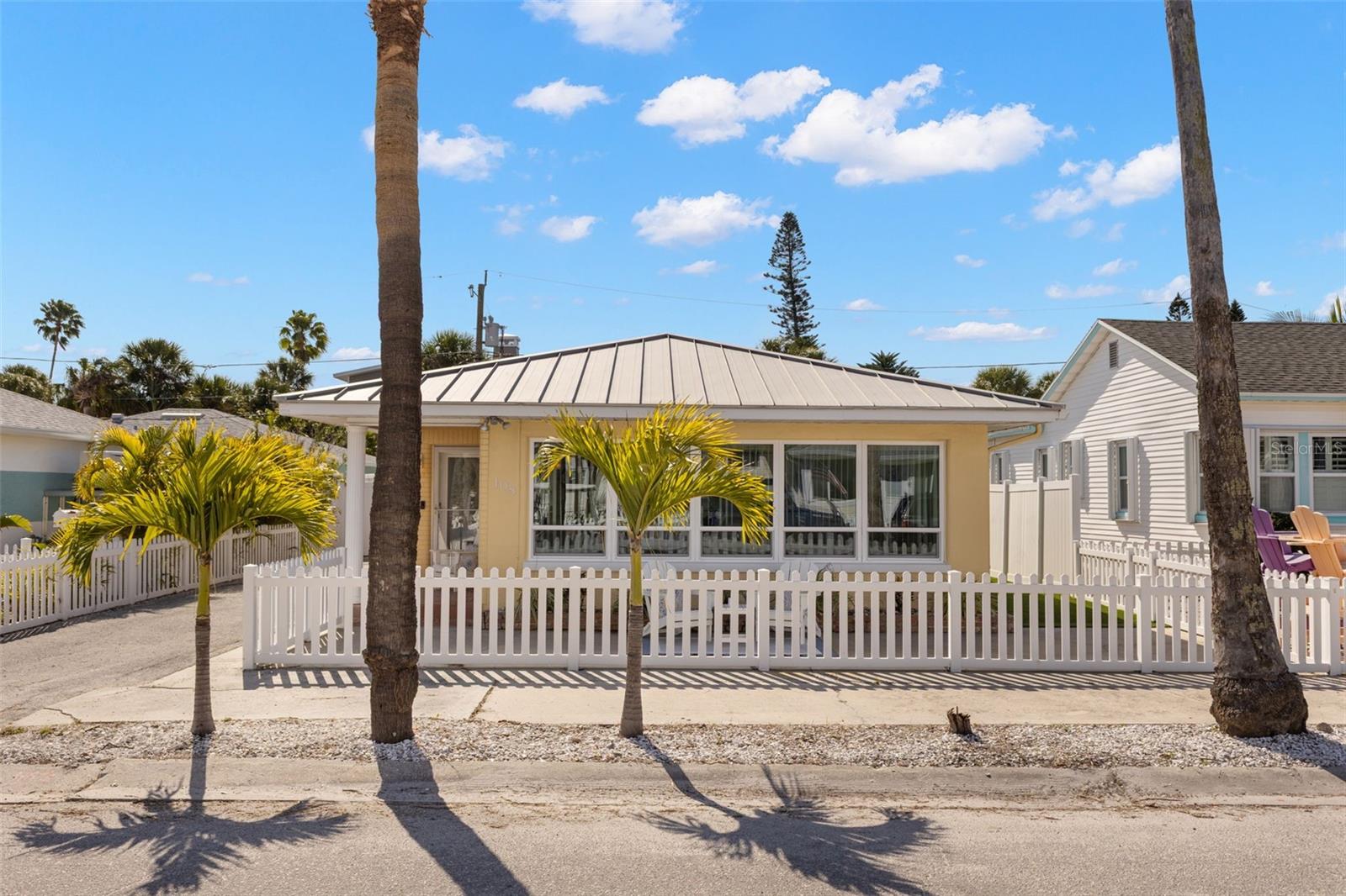 MOREY BEACH - Residential Lease