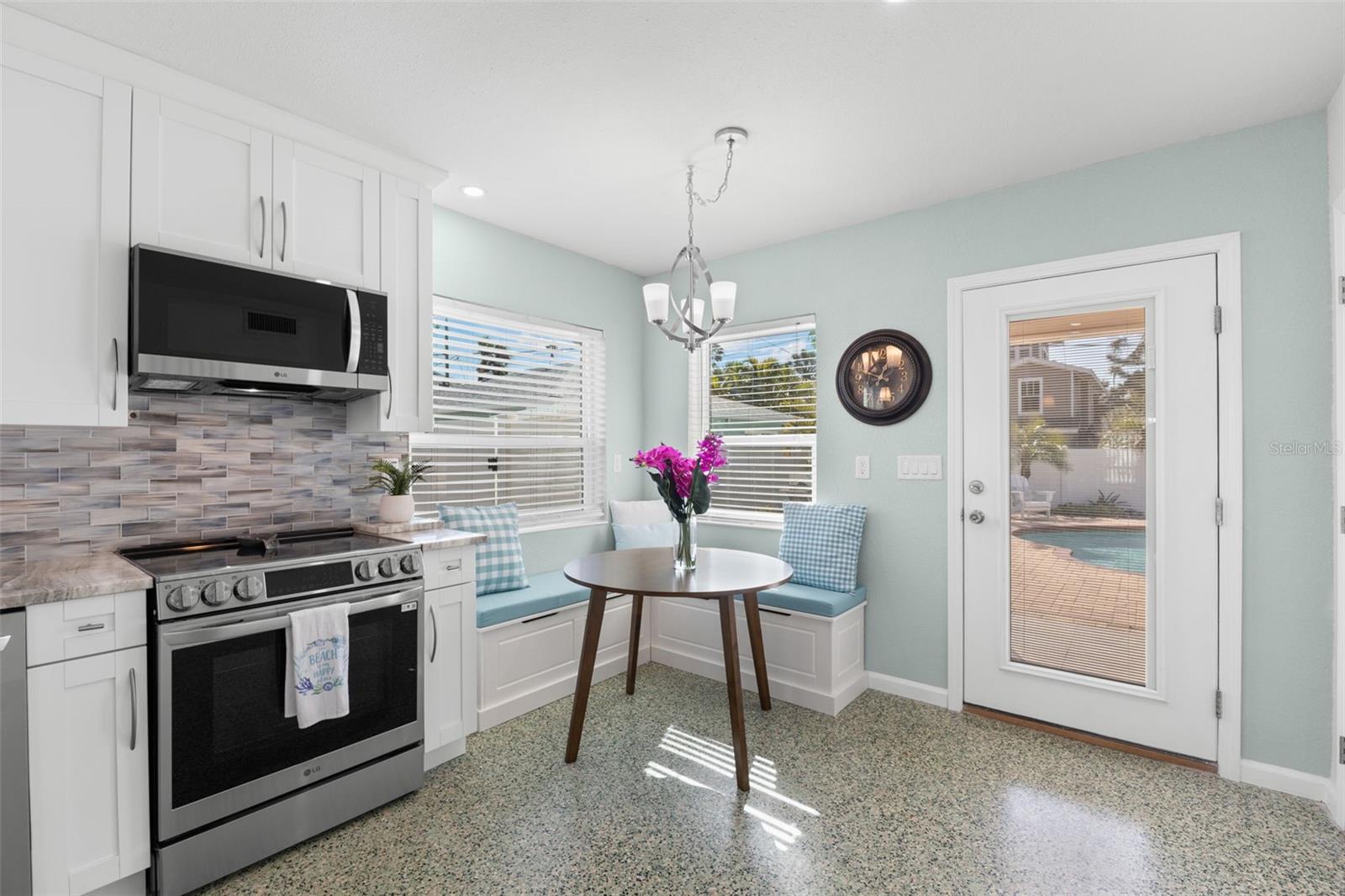 MOREY BEACH - Residential Lease