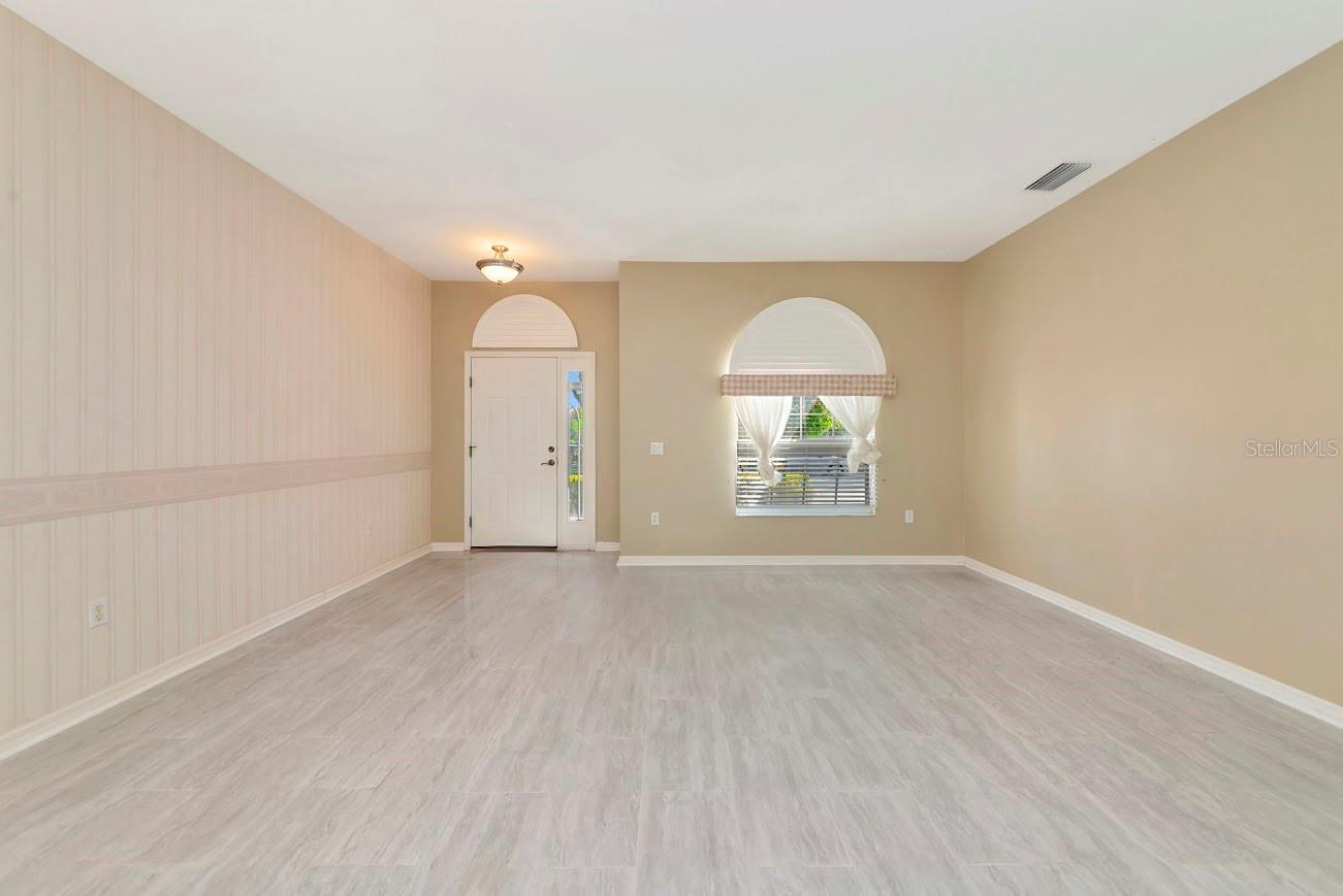 1494 MILLBROOK CIRCLE