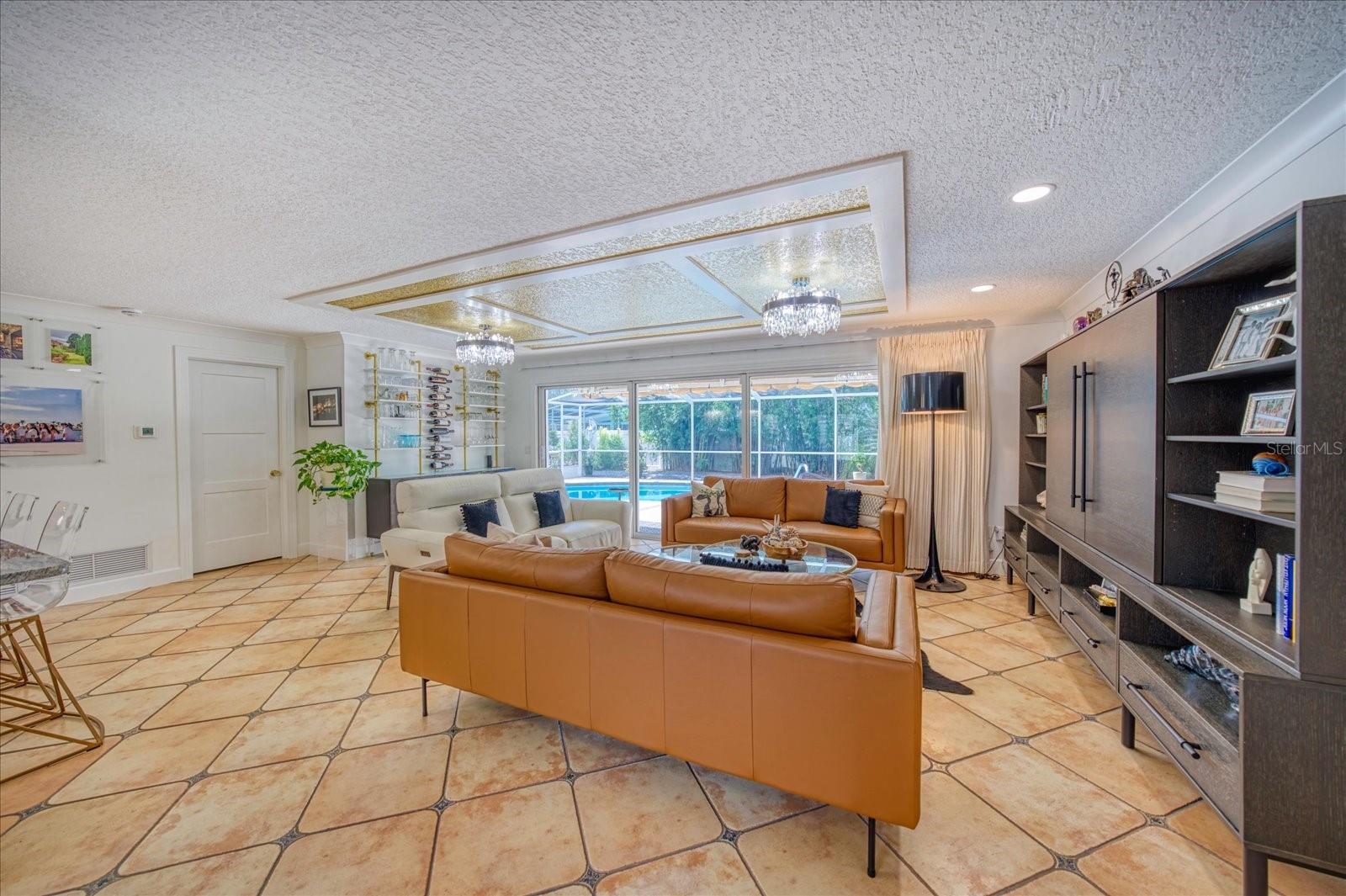 407 HARBOR VIEW LANE