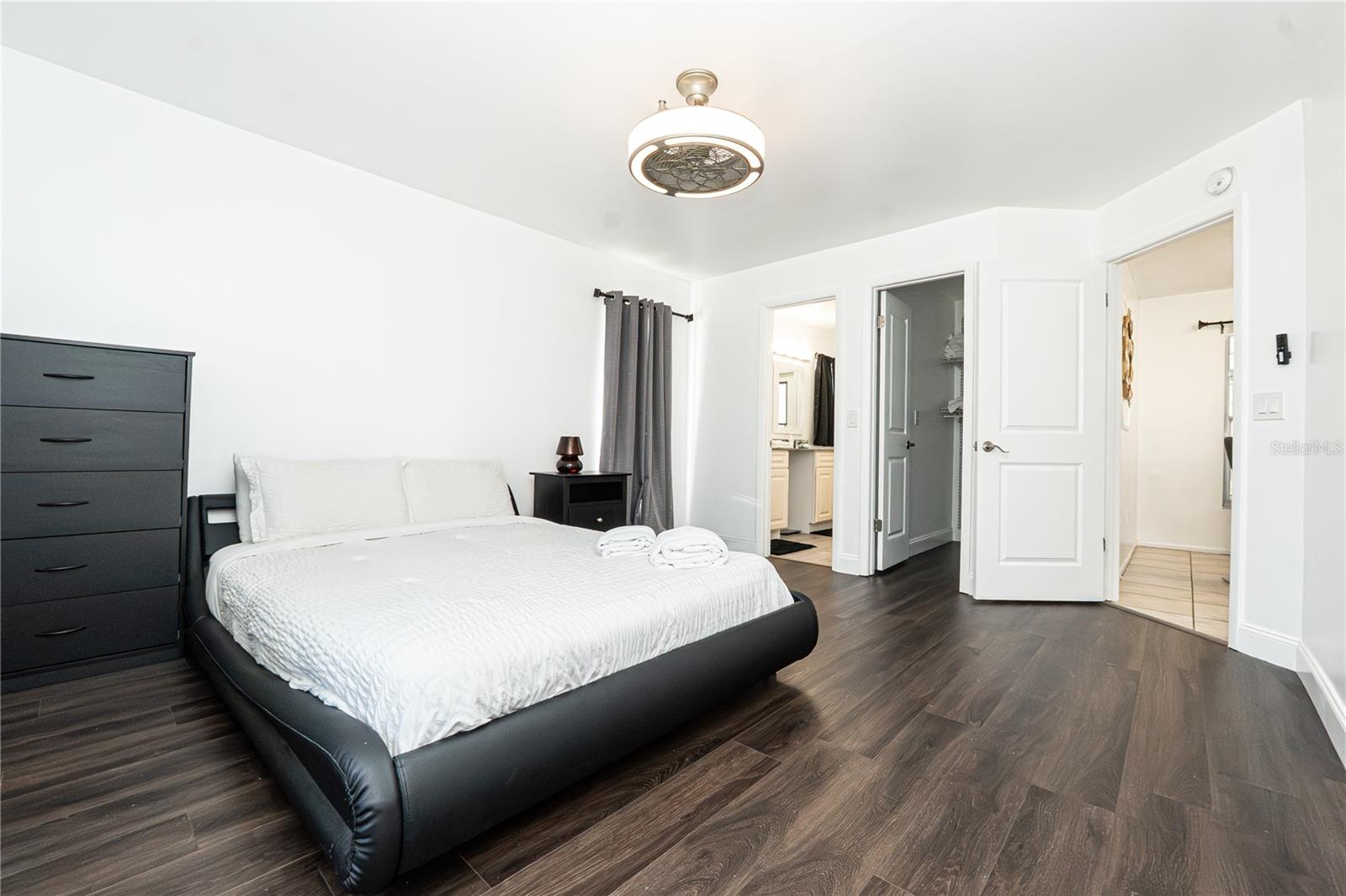 INDIAN RIDGE UNIT 2 - Residential Lease