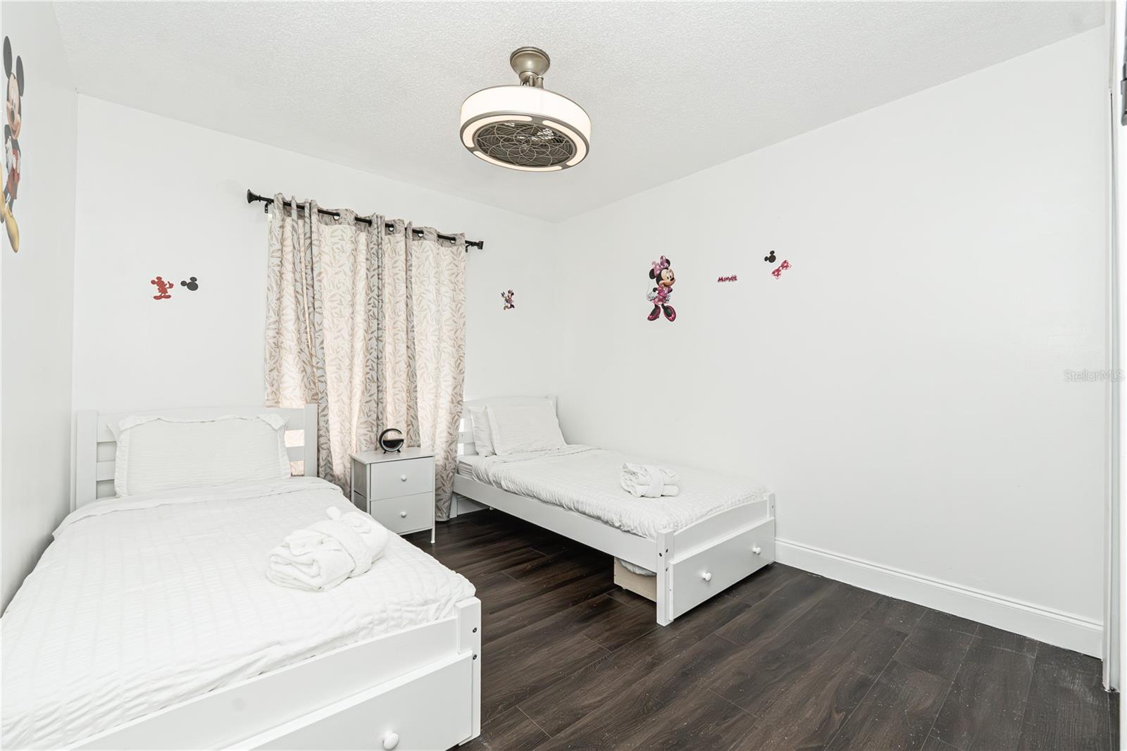 INDIAN RIDGE UNIT 2 - Residential Lease