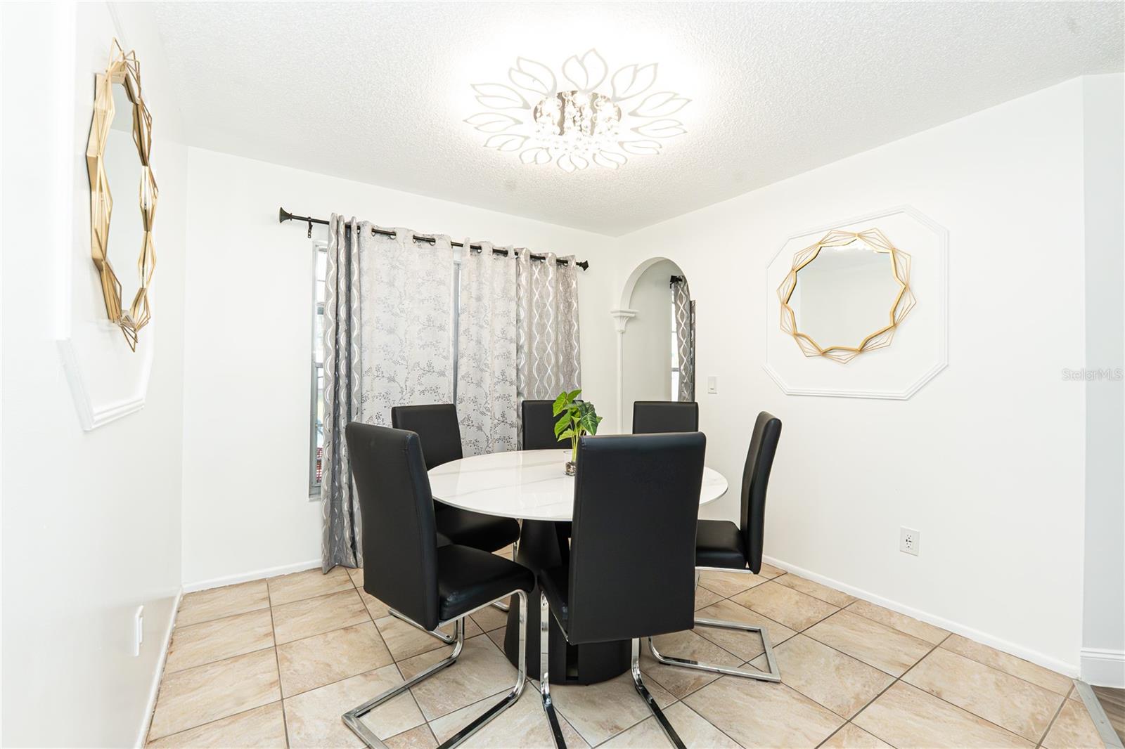 INDIAN RIDGE UNIT 2 - Residential Lease